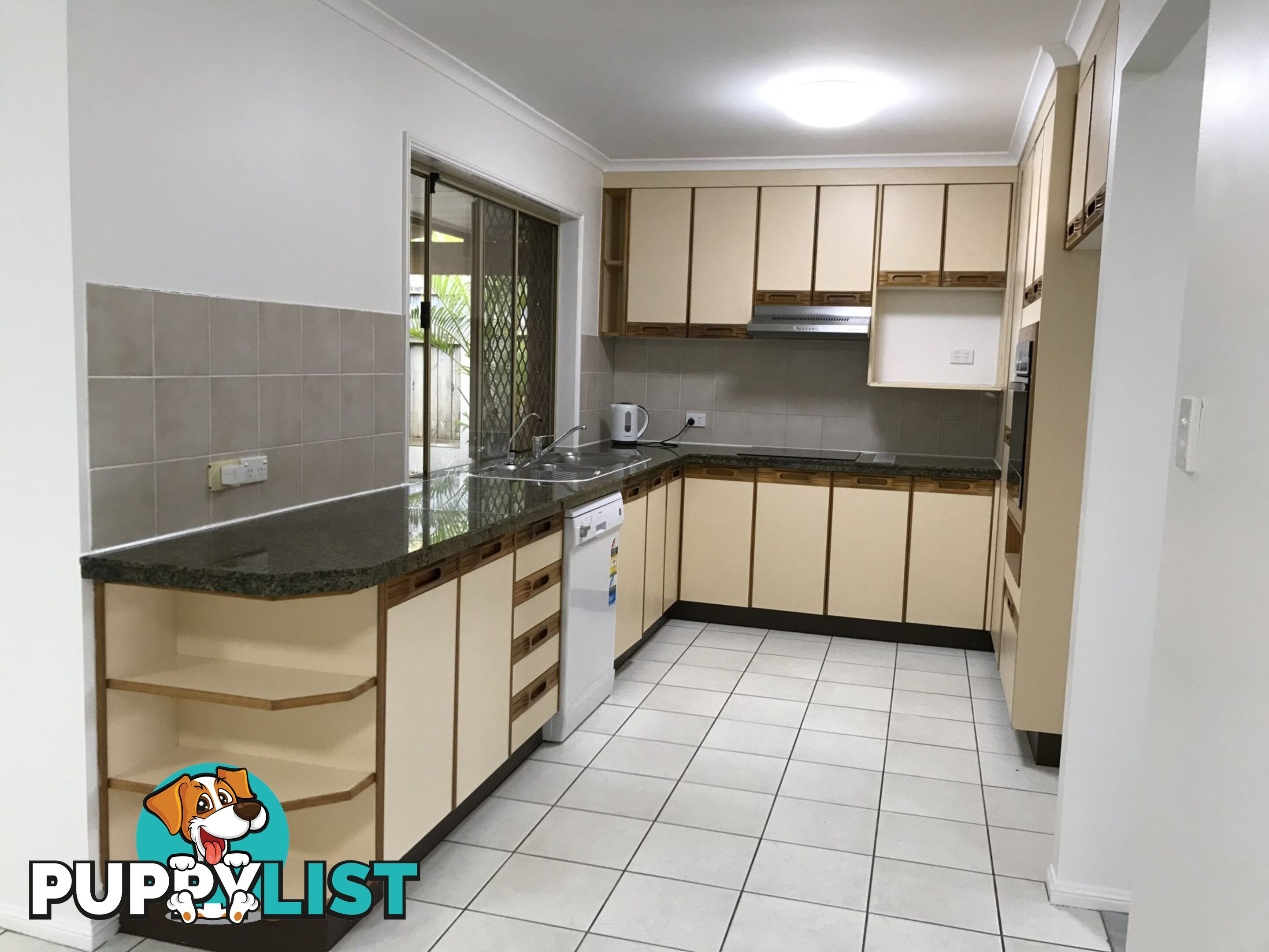 4 Harding Crescent CLEVELAND QLD 4163