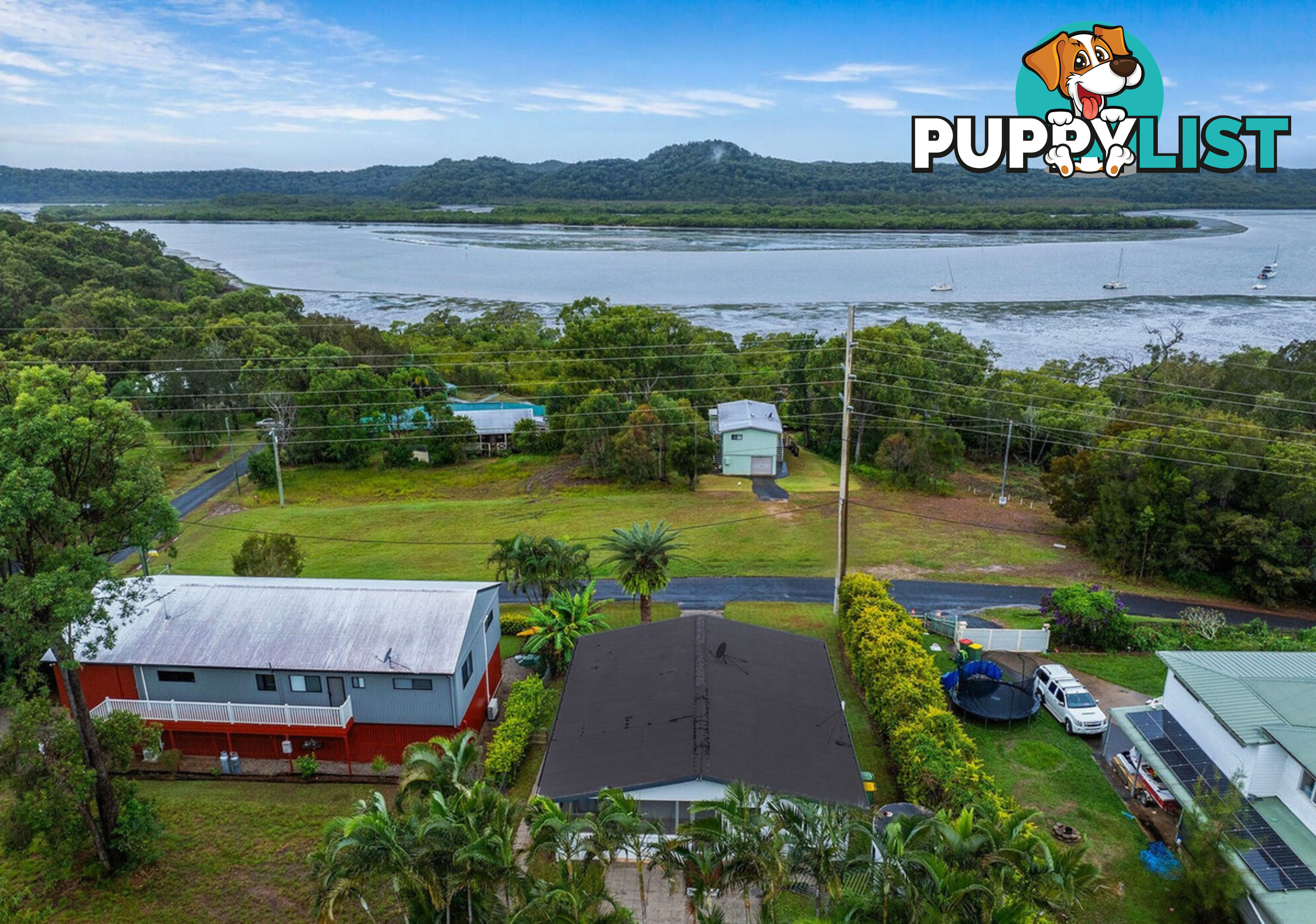 6 Inlet Avenue RUSSELL ISLAND QLD 4184