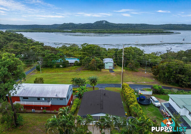 6 Inlet Avenue RUSSELL ISLAND QLD 4184