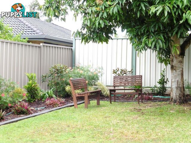 8 Lake View Drive THORNLANDS QLD 4164