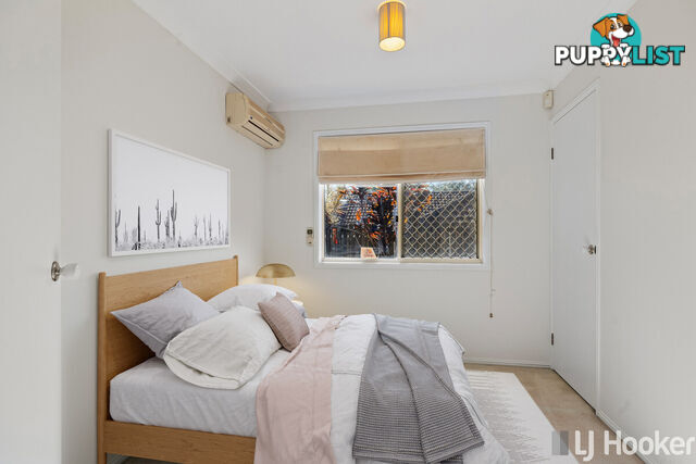 2 Gleneagles Court REDLAND BAY QLD 4165