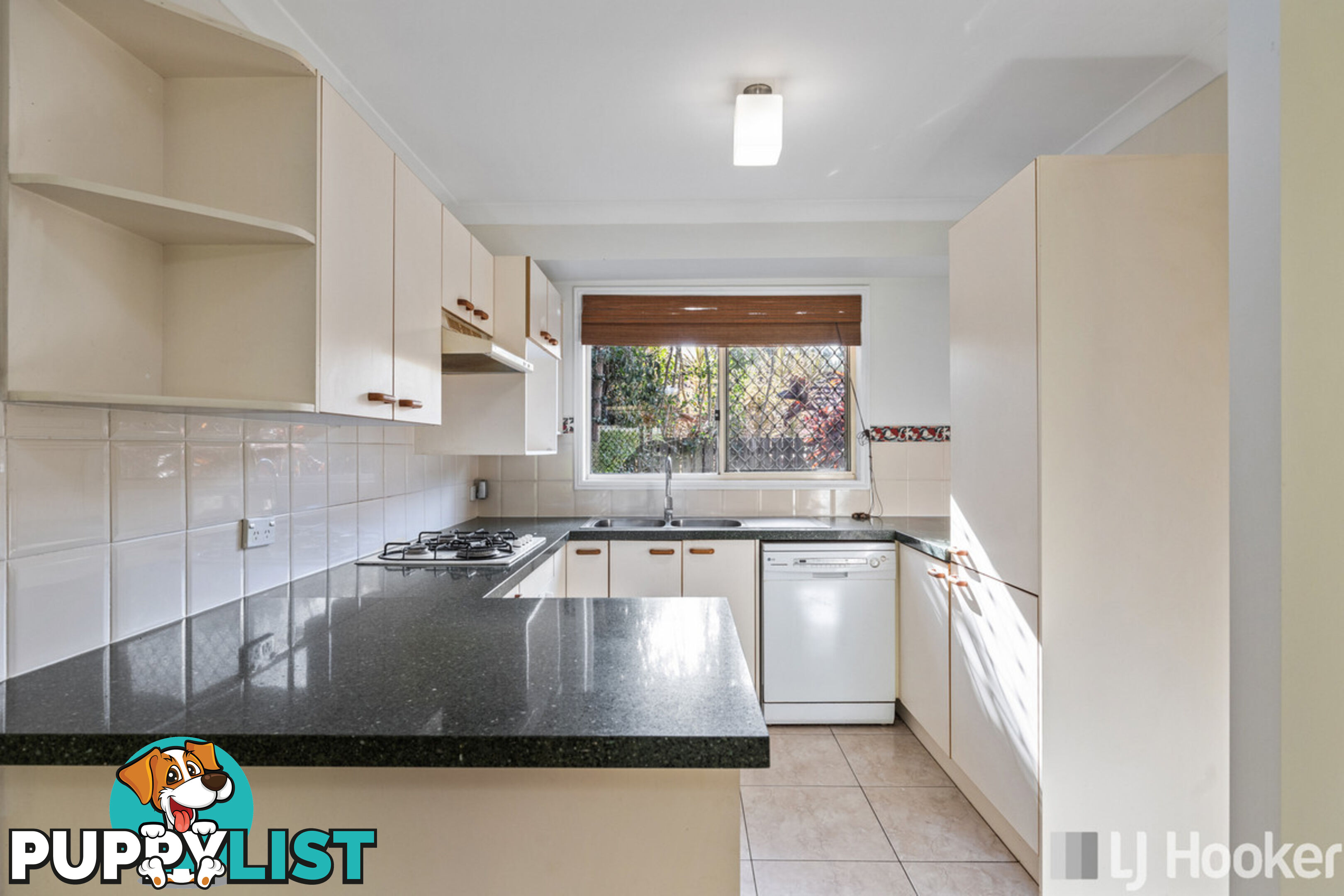 2 Gleneagles Court REDLAND BAY QLD 4165
