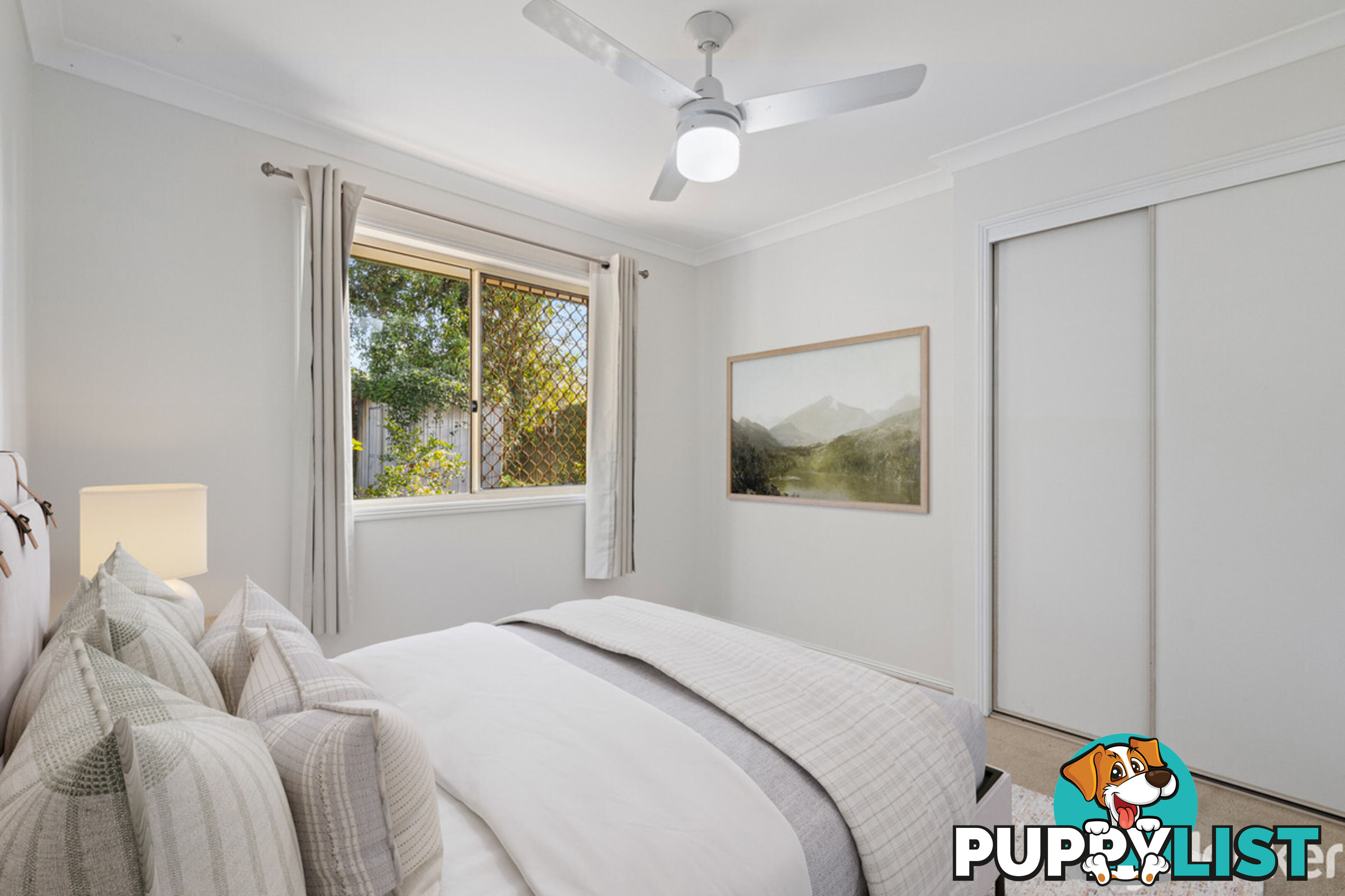 2 Gleneagles Court REDLAND BAY QLD 4165