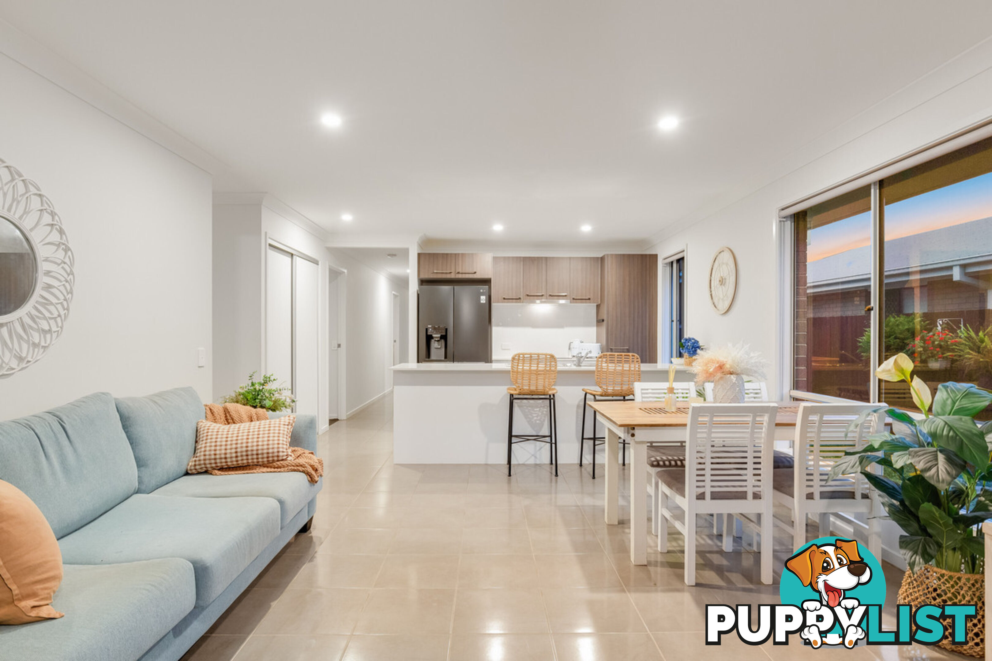 32 Viewland Crescent THORNLANDS QLD 4164