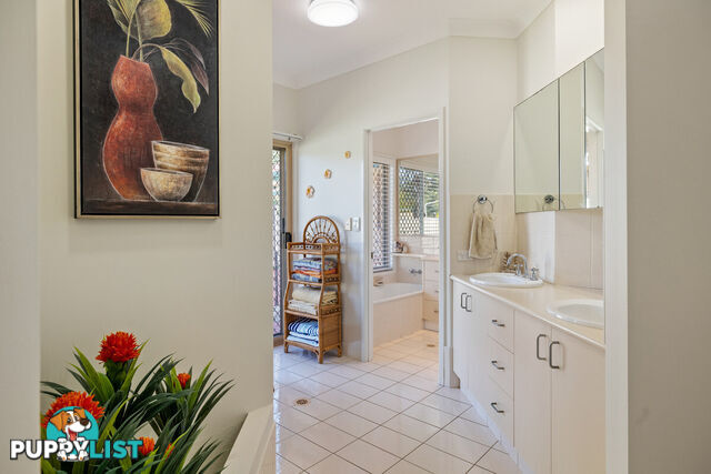 35 Flamingo Crescent THORNLANDS QLD 4164