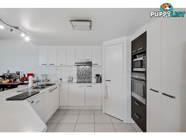 4 Raife Close WELLINGTON POINT QLD 4160