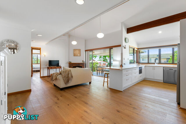 4 Barron Street VICTORIA POINT QLD 4165