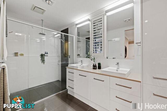 1 Bream Place REDLAND BAY QLD 4165