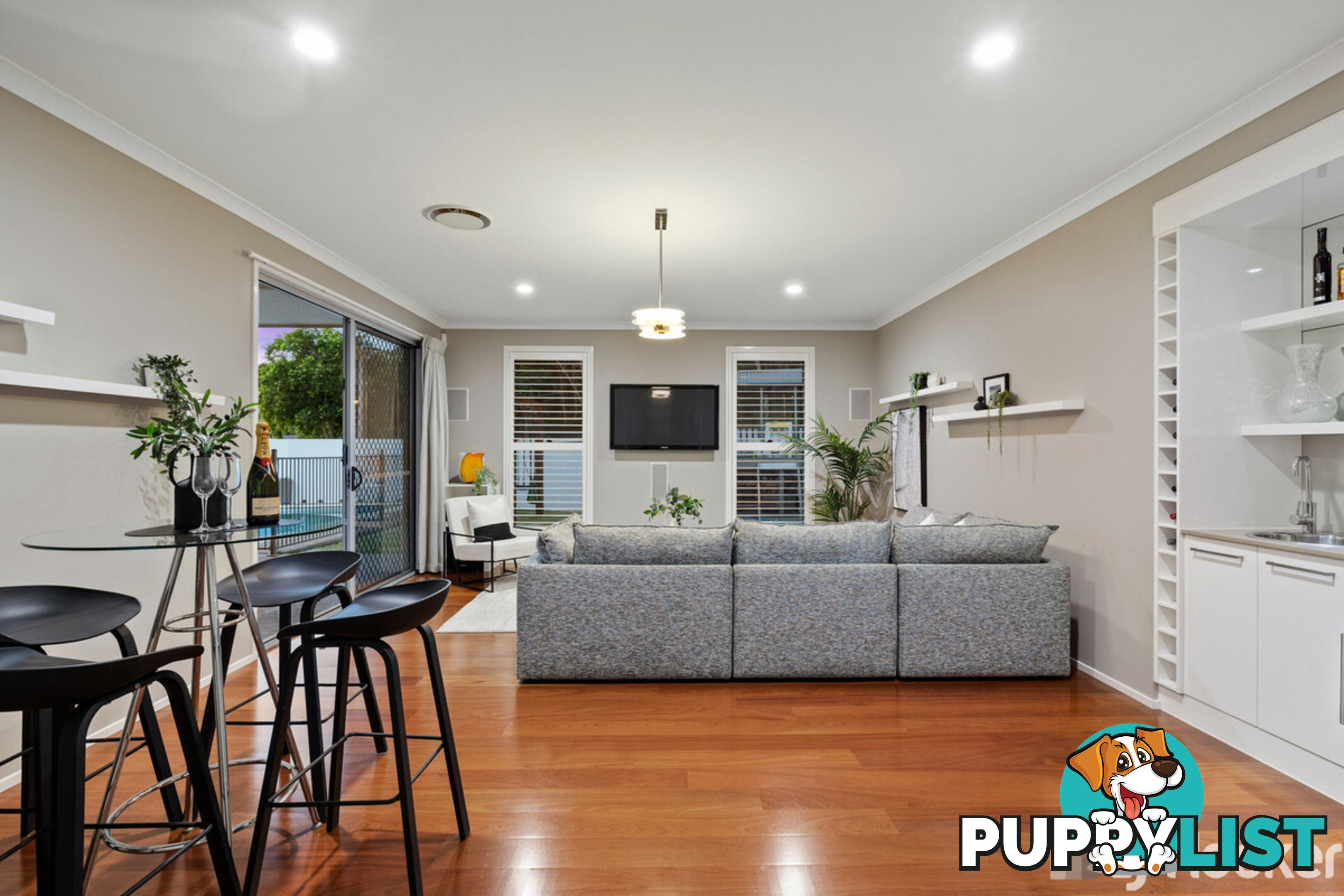 1 Bream Place REDLAND BAY QLD 4165