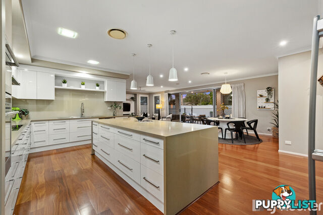 1 Bream Place REDLAND BAY QLD 4165