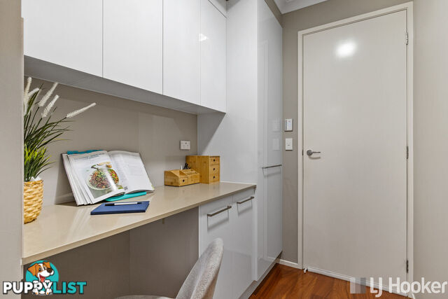 1 Bream Place REDLAND BAY QLD 4165