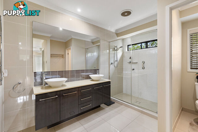 69 Bunker Road VICTORIA POINT QLD 4165