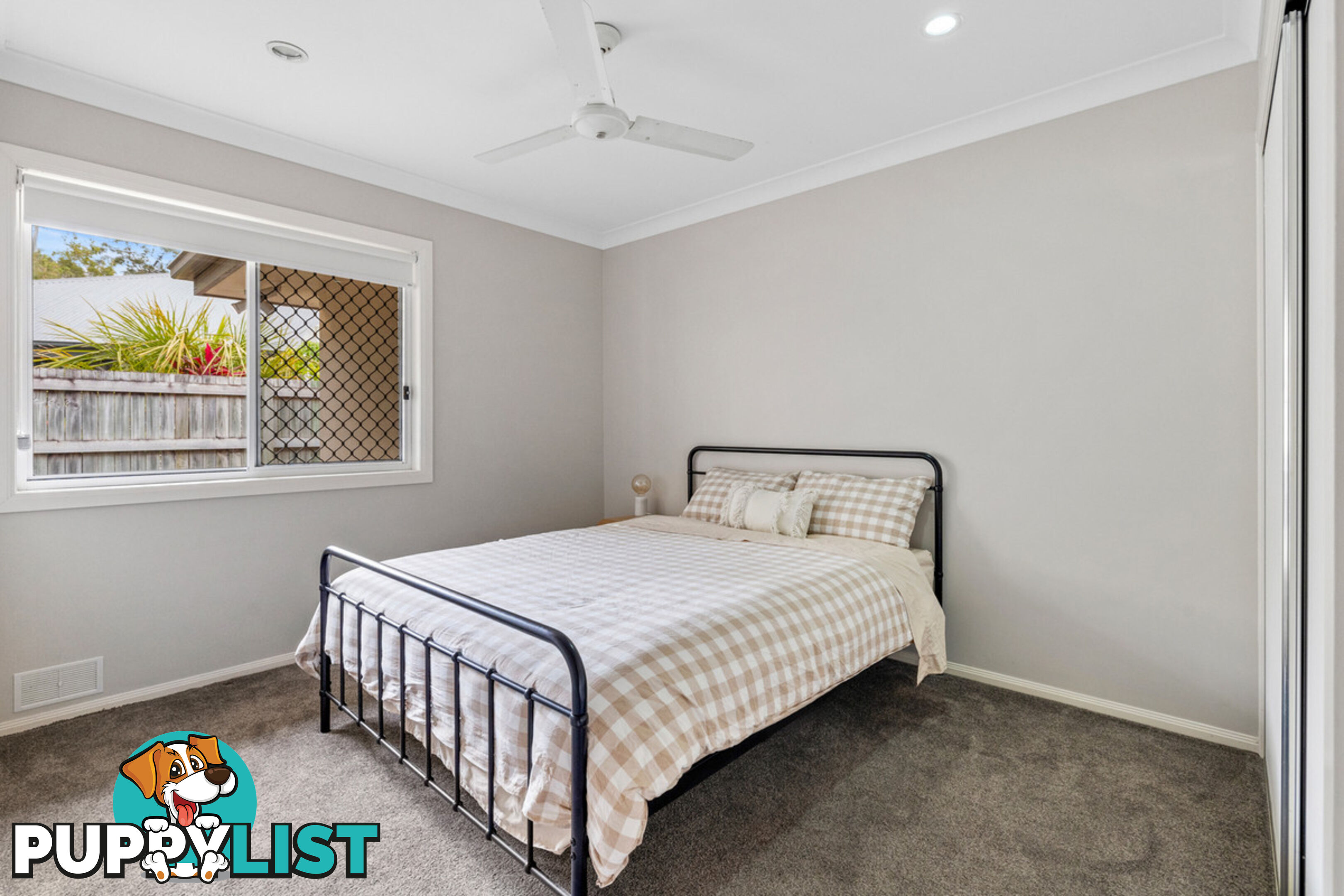 6 Mervyn Crescent REDLAND BAY QLD 4165