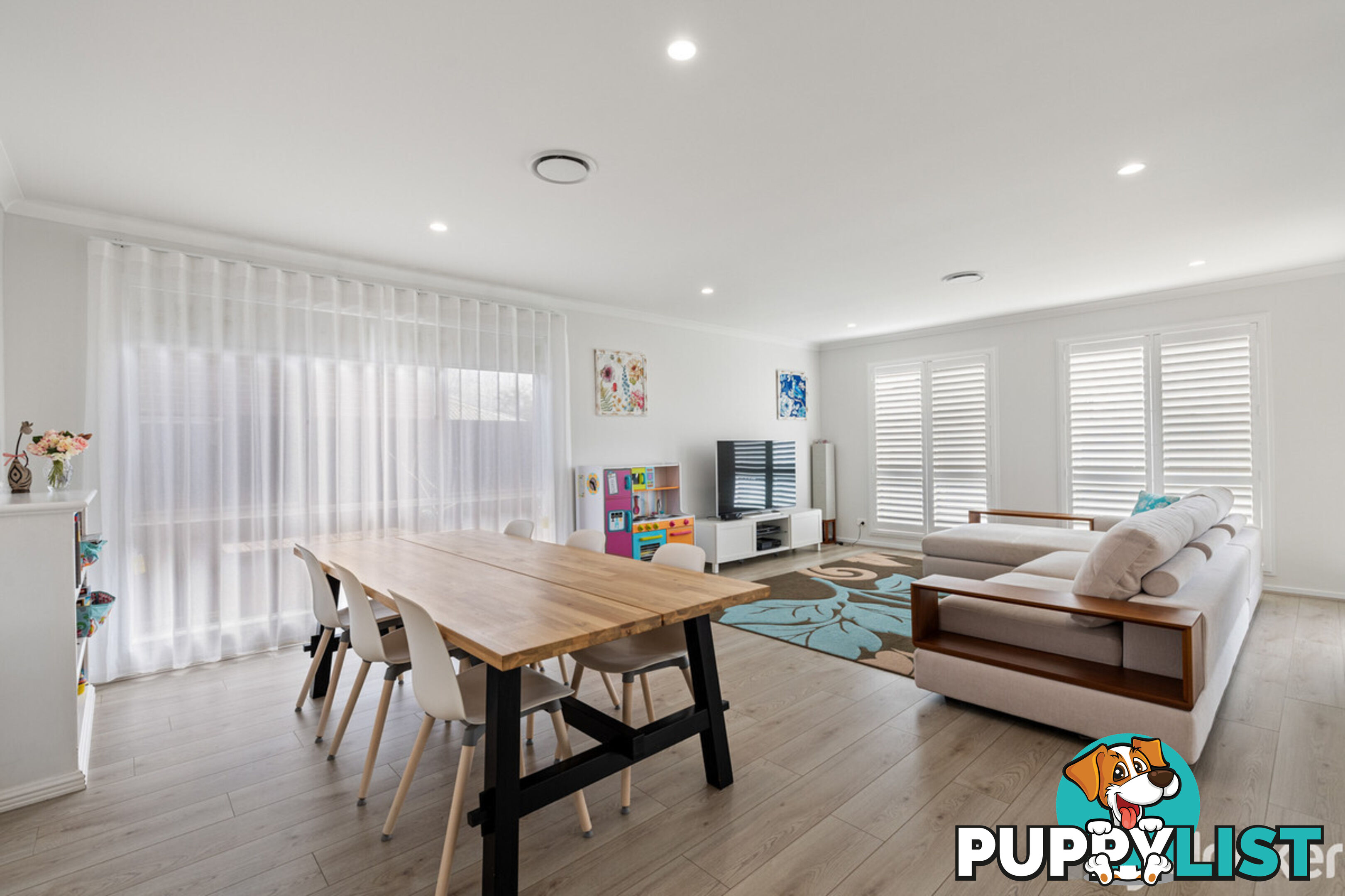 43 Mountain Ash Way REDLAND BAY QLD 4165