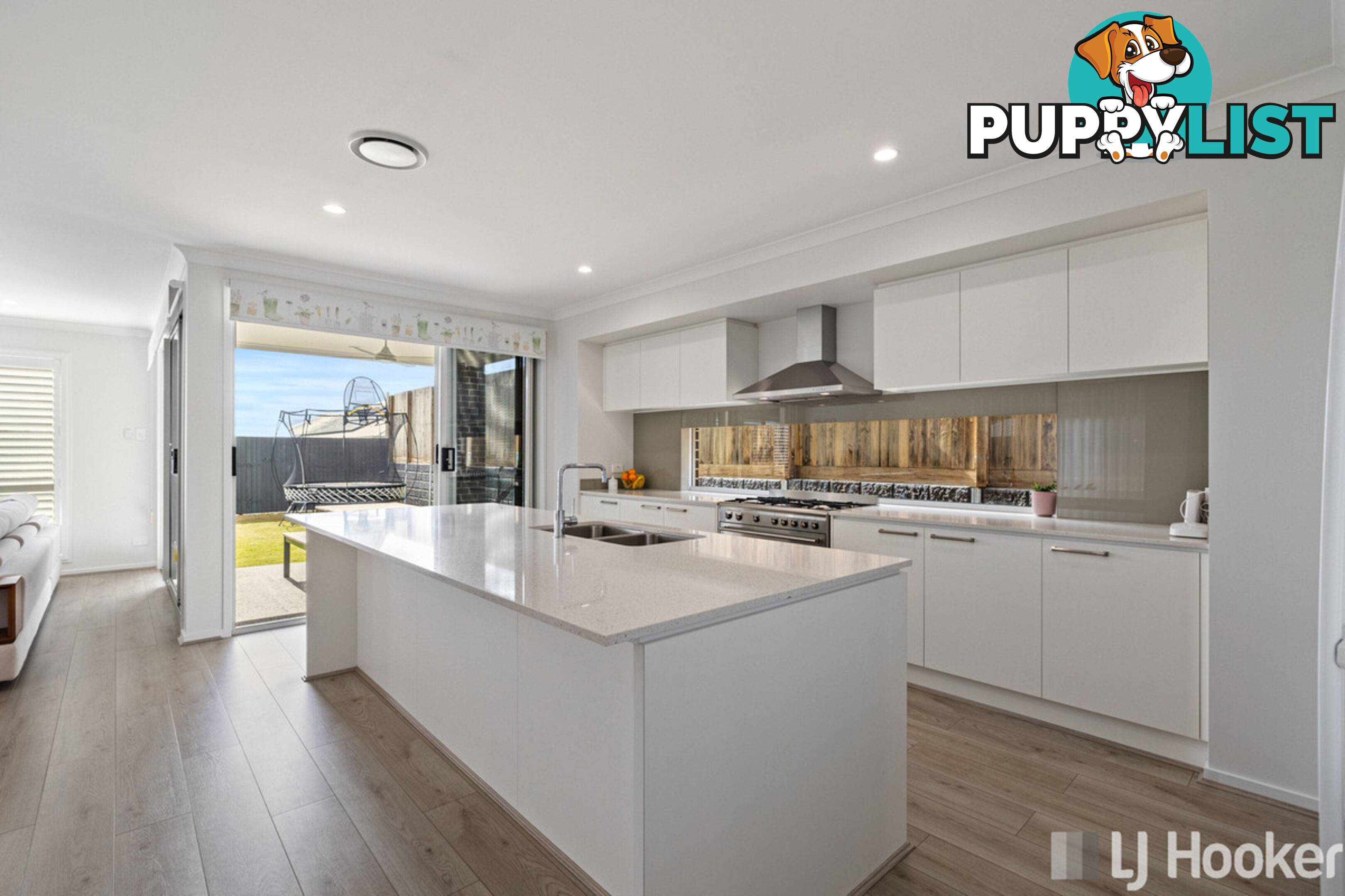 43 Mountain Ash Way REDLAND BAY QLD 4165