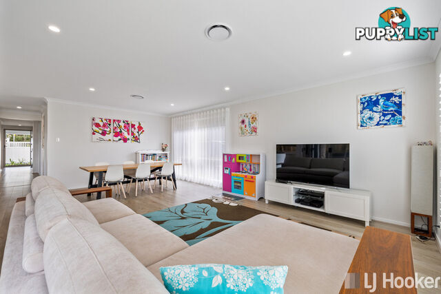 43 Mountain Ash Way REDLAND BAY QLD 4165