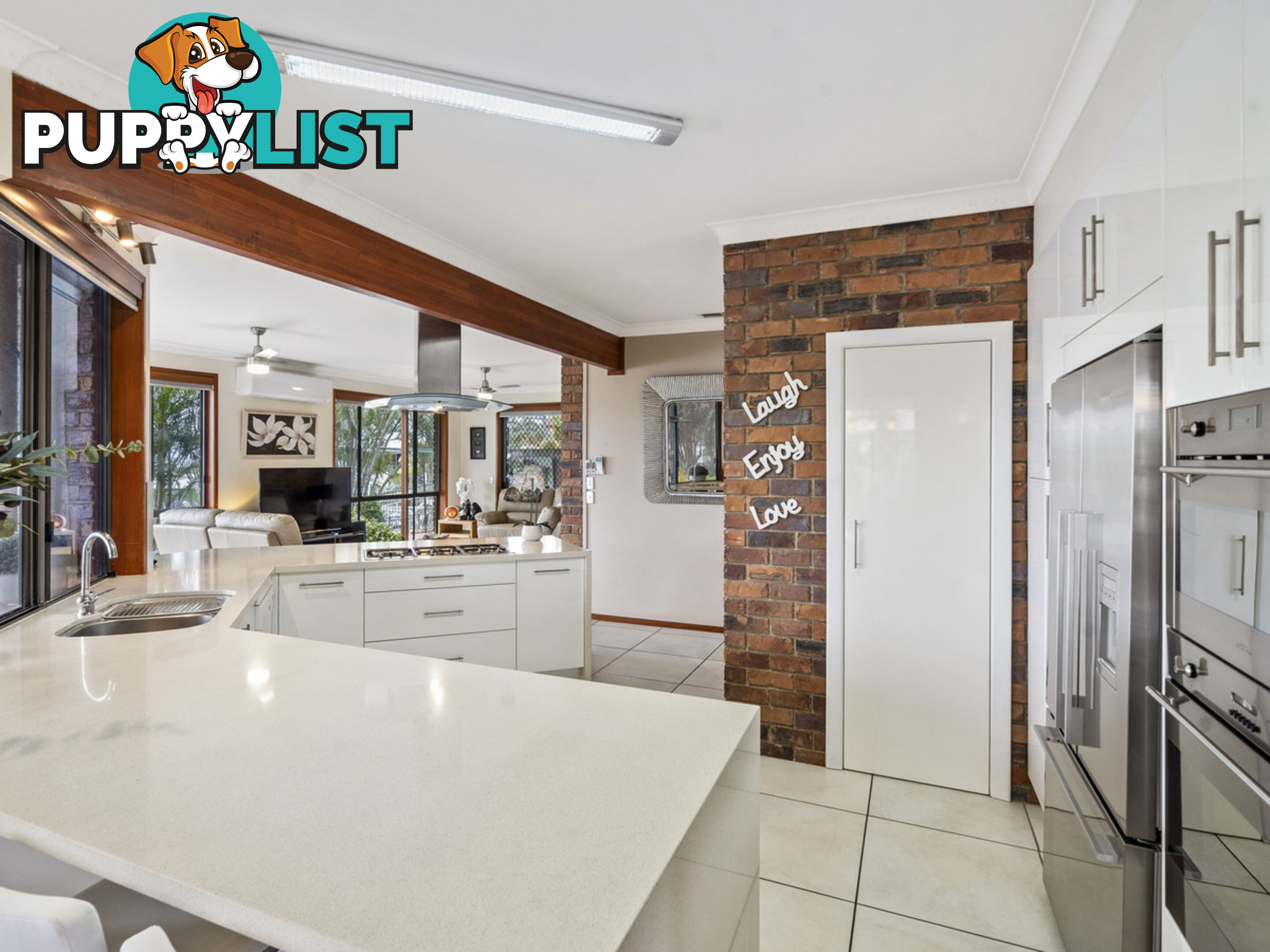 4 Winch Close RABY BAY QLD 4163