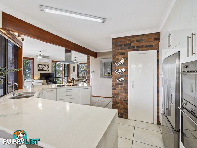 4 Winch Close RABY BAY QLD 4163