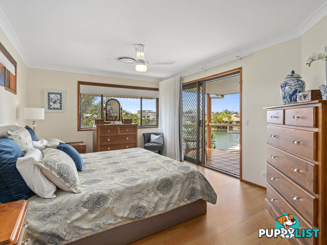 4 Winch Close RABY BAY QLD 4163