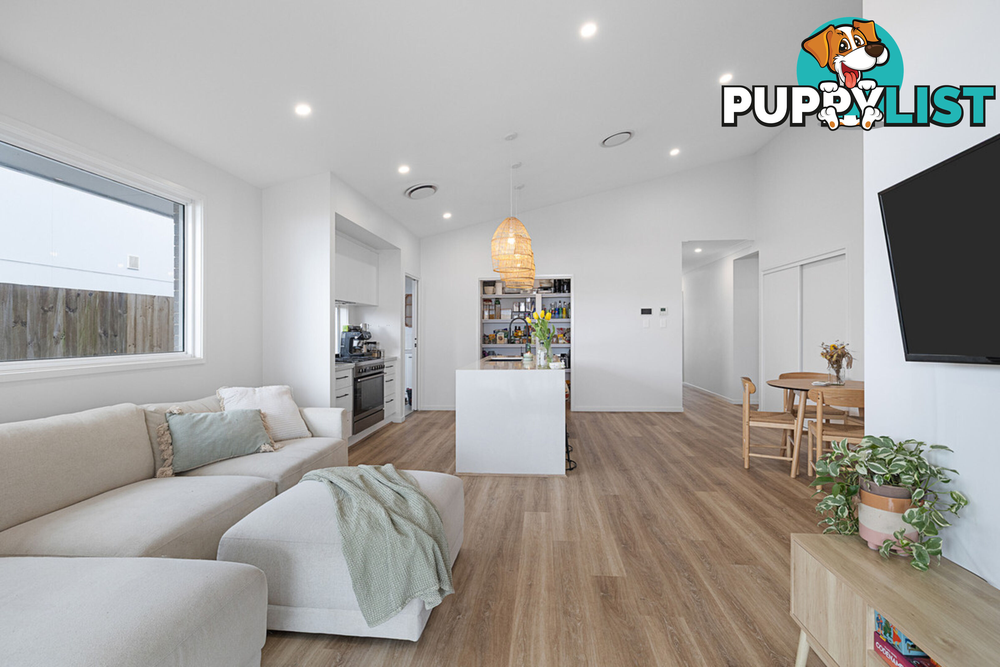4 Needlebark Street REDLAND BAY QLD 4165