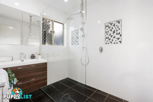 27 Olympic Place SINNAMON PARK QLD 4073