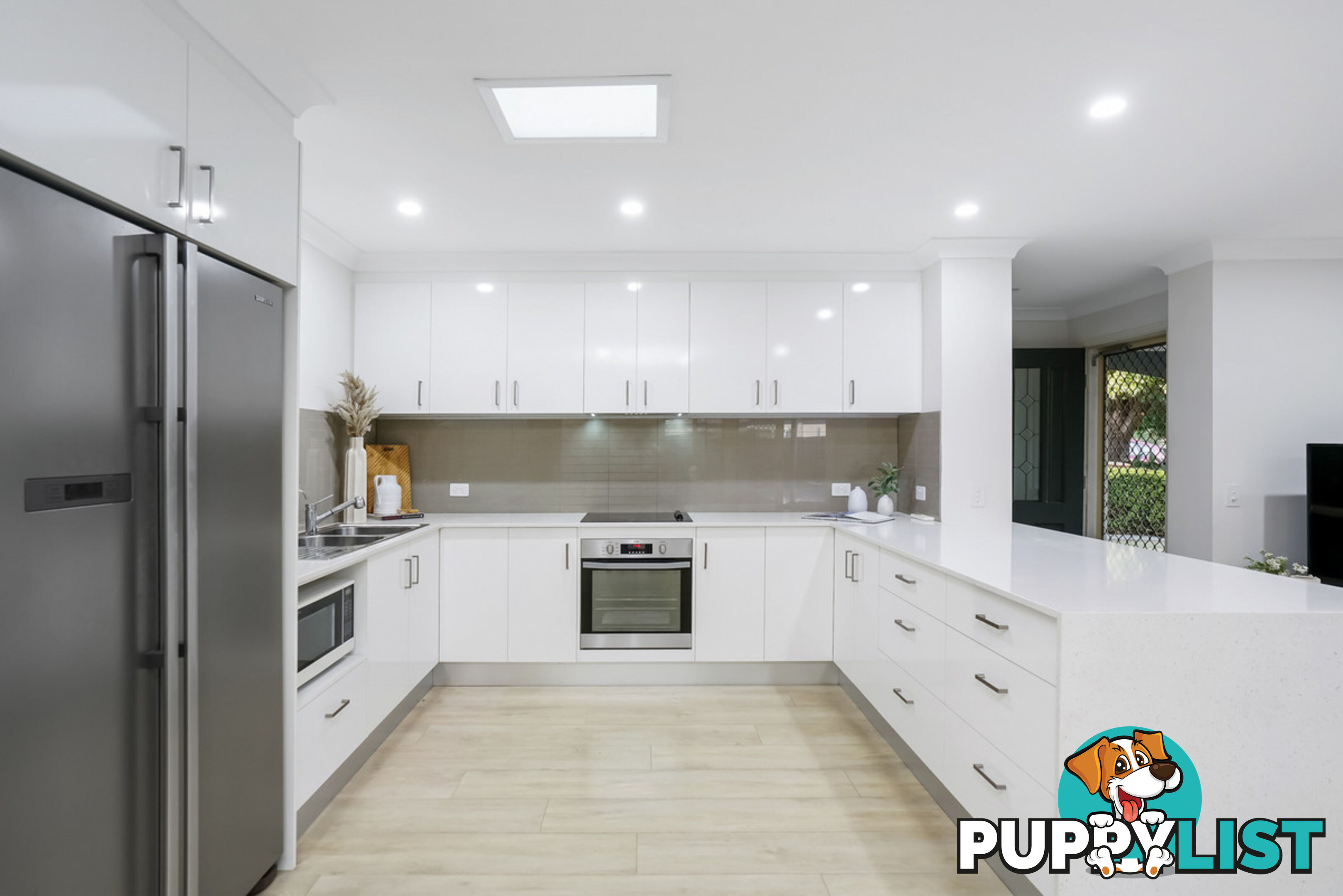 27 Olympic Place SINNAMON PARK QLD 4073