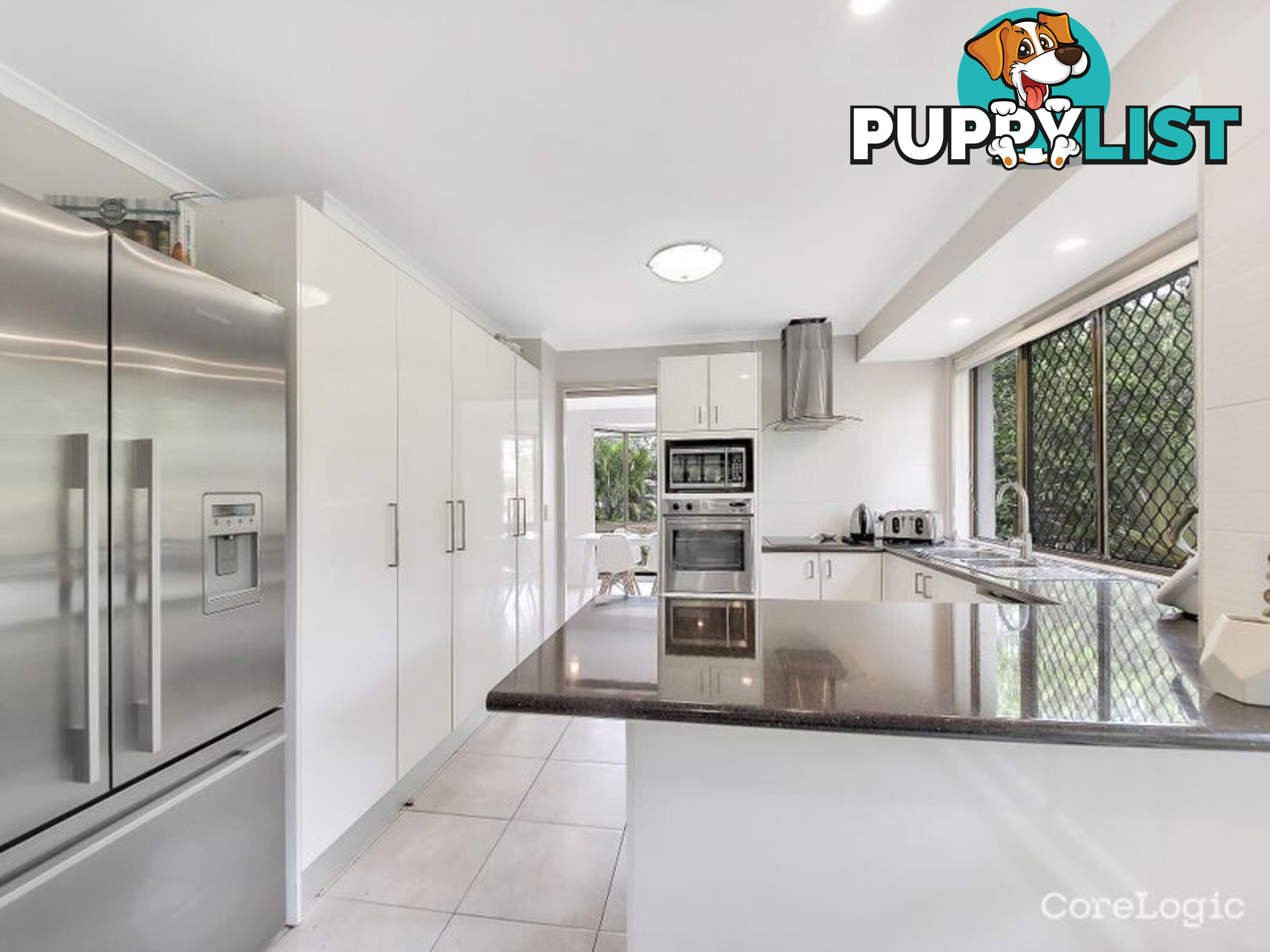 11 Saint Andrews Court VICTORIA POINT QLD 4165