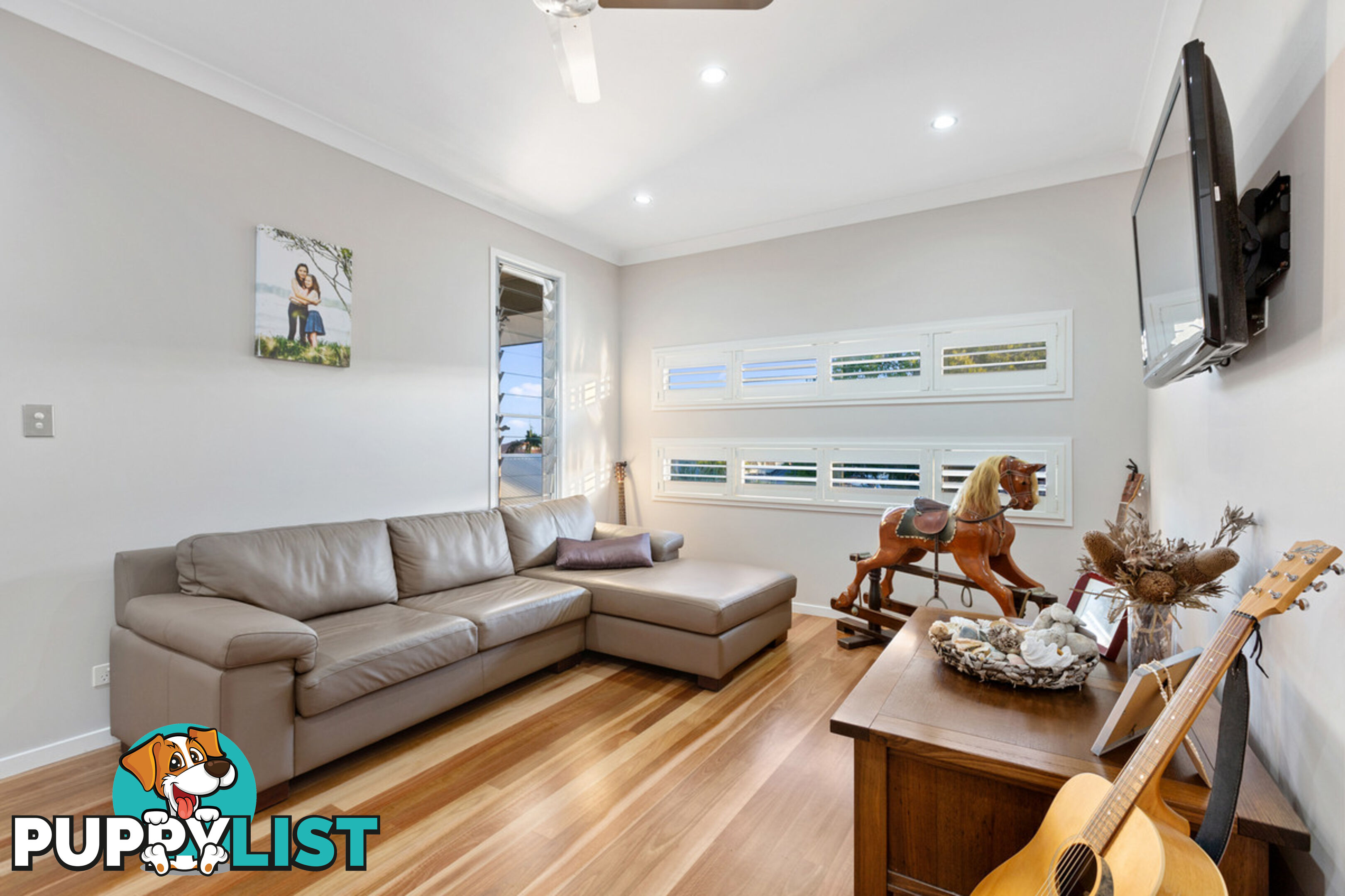 8 Lookout Court VICTORIA POINT QLD 4165