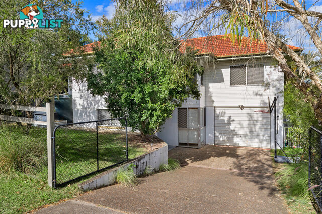 26 Curtis Street MANLY QLD 4179