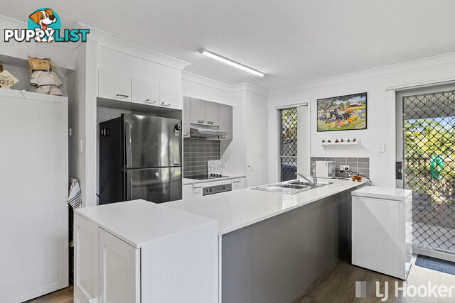60/2 Pateman Parade THORNLANDS QLD 4164