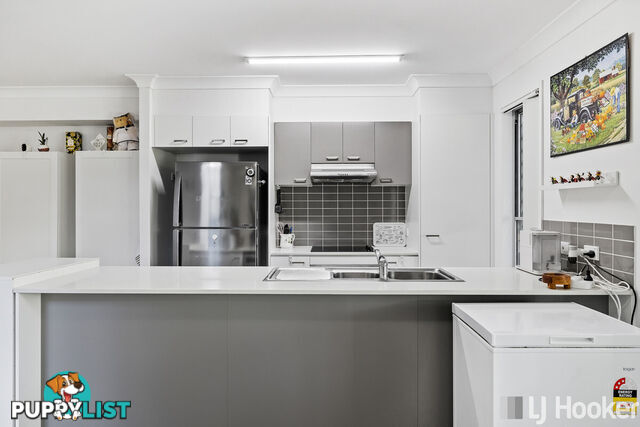 60/2 Pateman Parade THORNLANDS QLD 4164