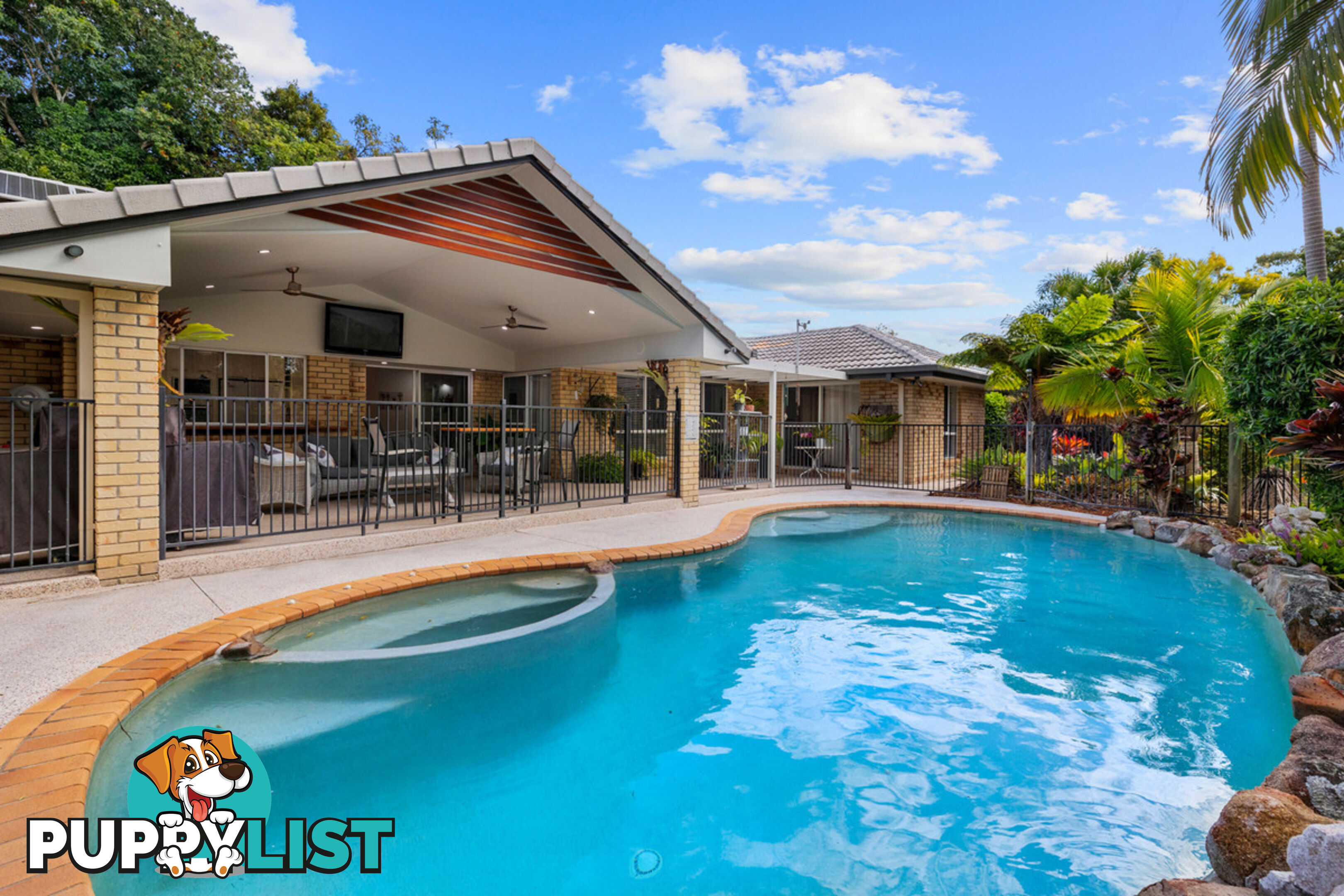 1 Bluebird Court THORNLANDS QLD 4164