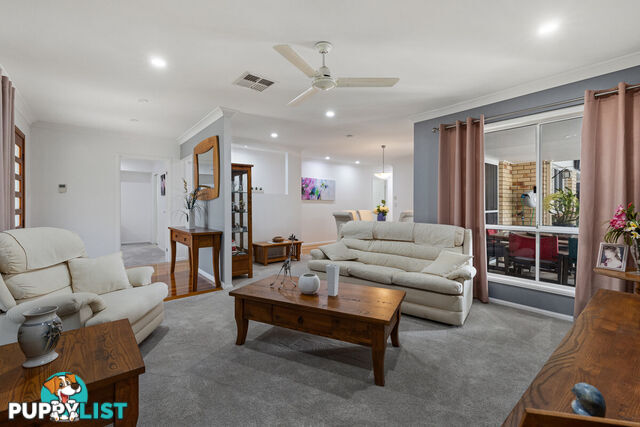 1 Bluebird Court THORNLANDS QLD 4164