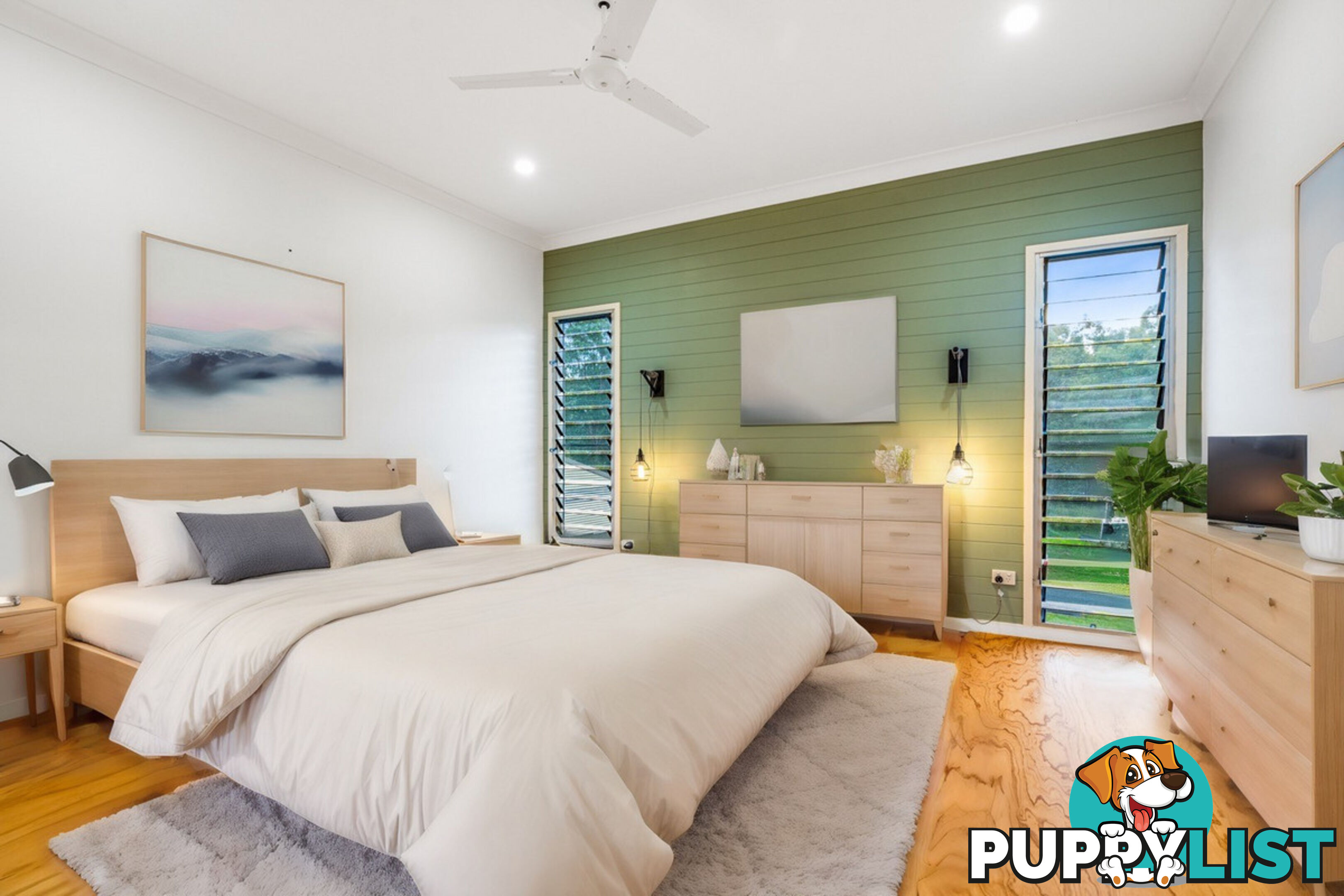 68 Prior Way RUSSELL ISLAND QLD 4184