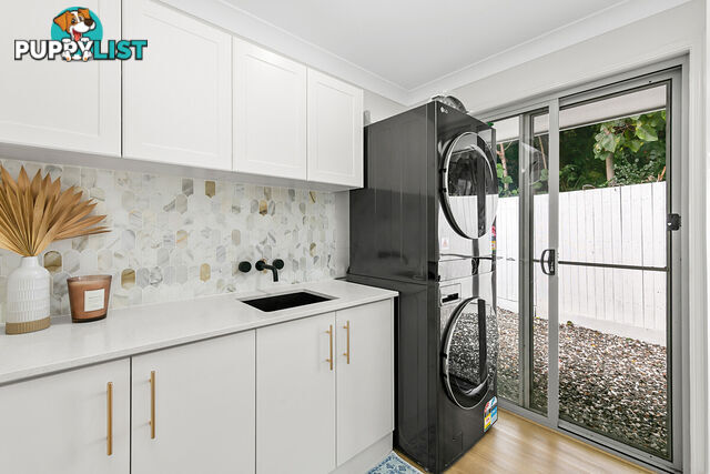 15 Tathra Court REDLAND BAY QLD 4165