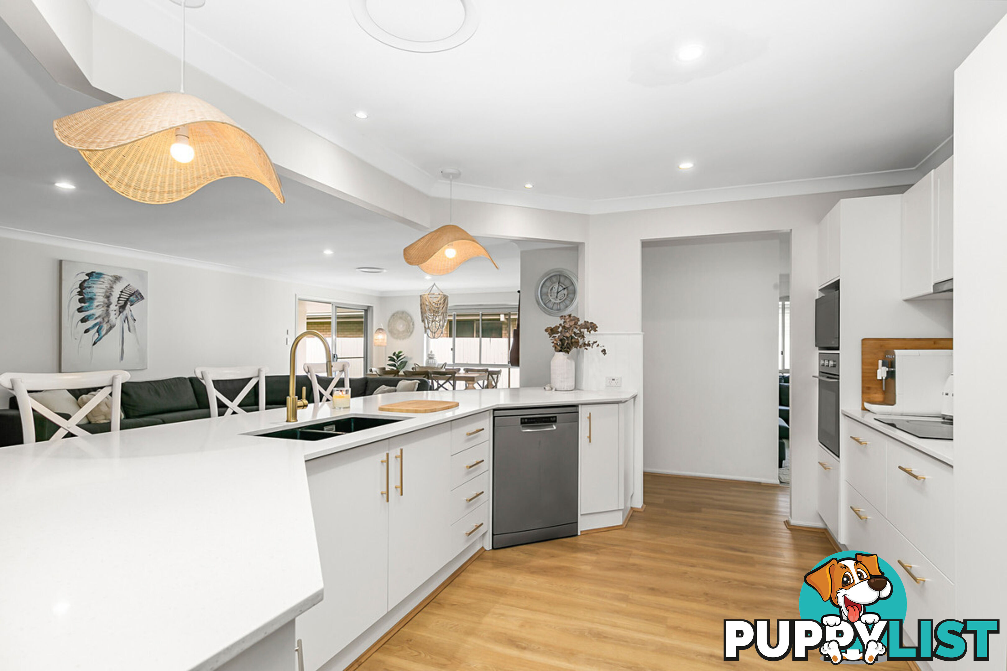 15 Tathra Court REDLAND BAY QLD 4165