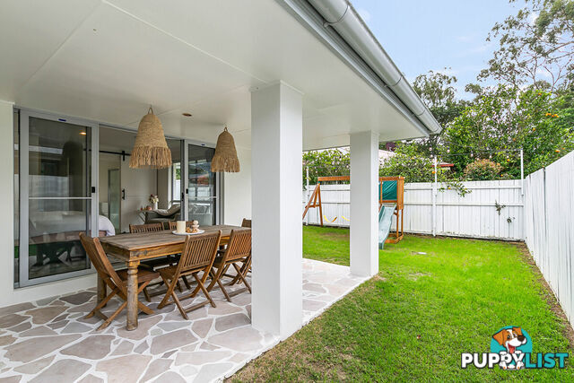 15 Tathra Court REDLAND BAY QLD 4165