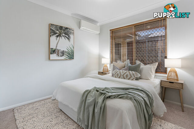 25 Lakeside Circuit SINNAMON PARK QLD 4073