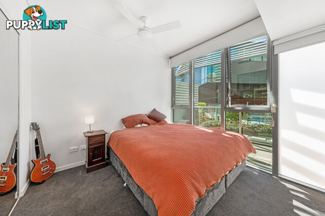 10004/8 Harbour Road HAMILTON QLD 4007