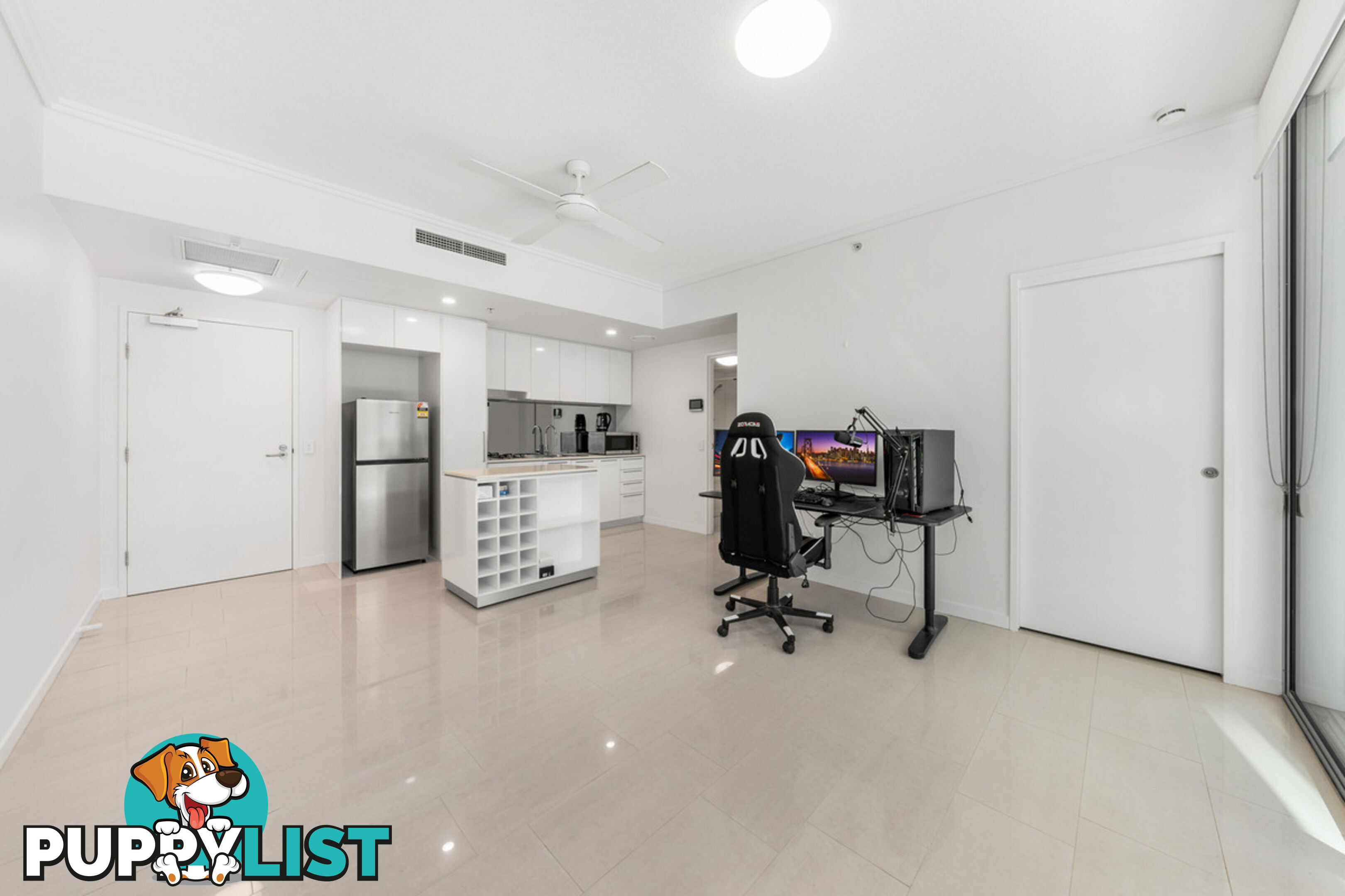 10004/8 Harbour Road HAMILTON QLD 4007