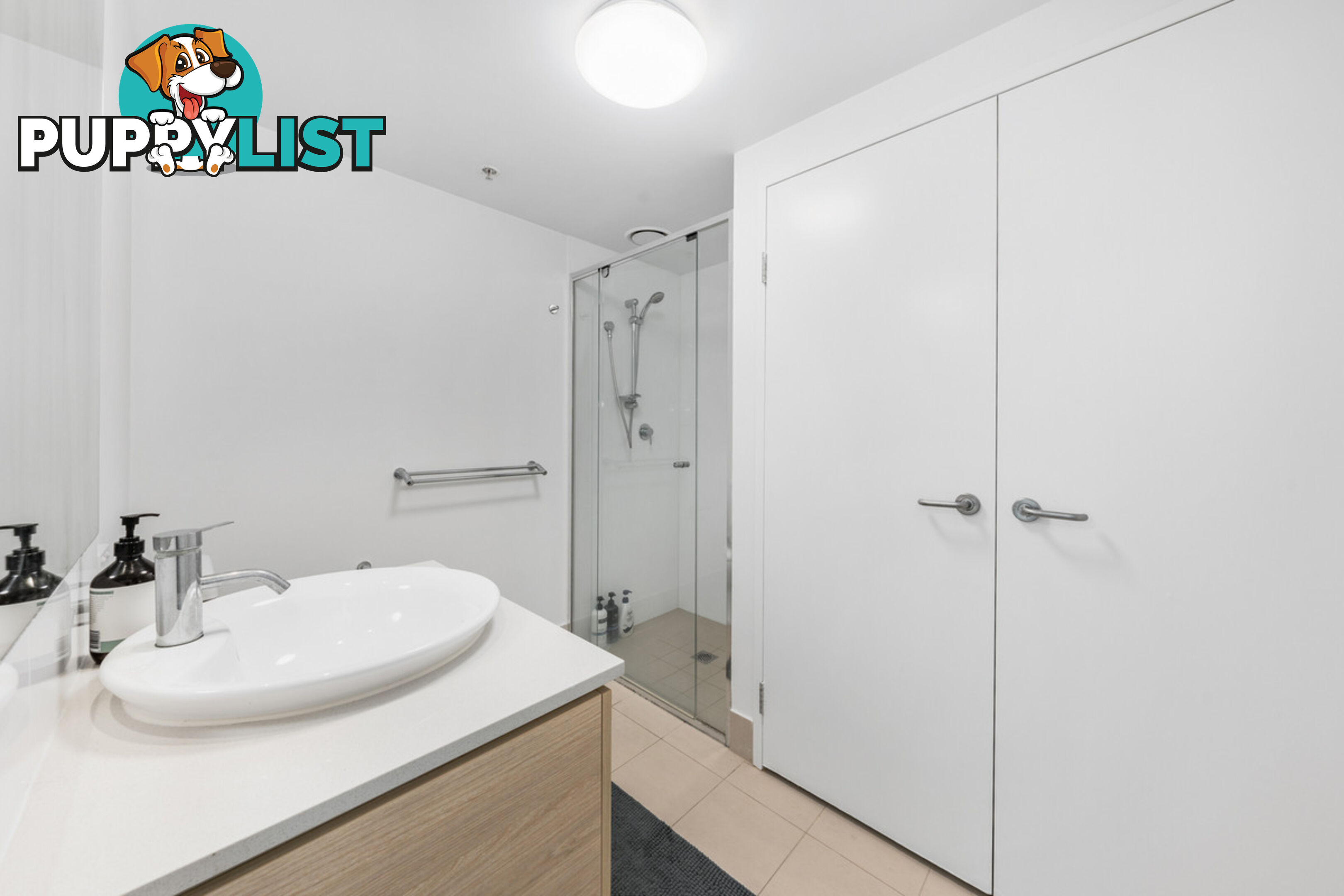 10004/8 Harbour Road HAMILTON QLD 4007