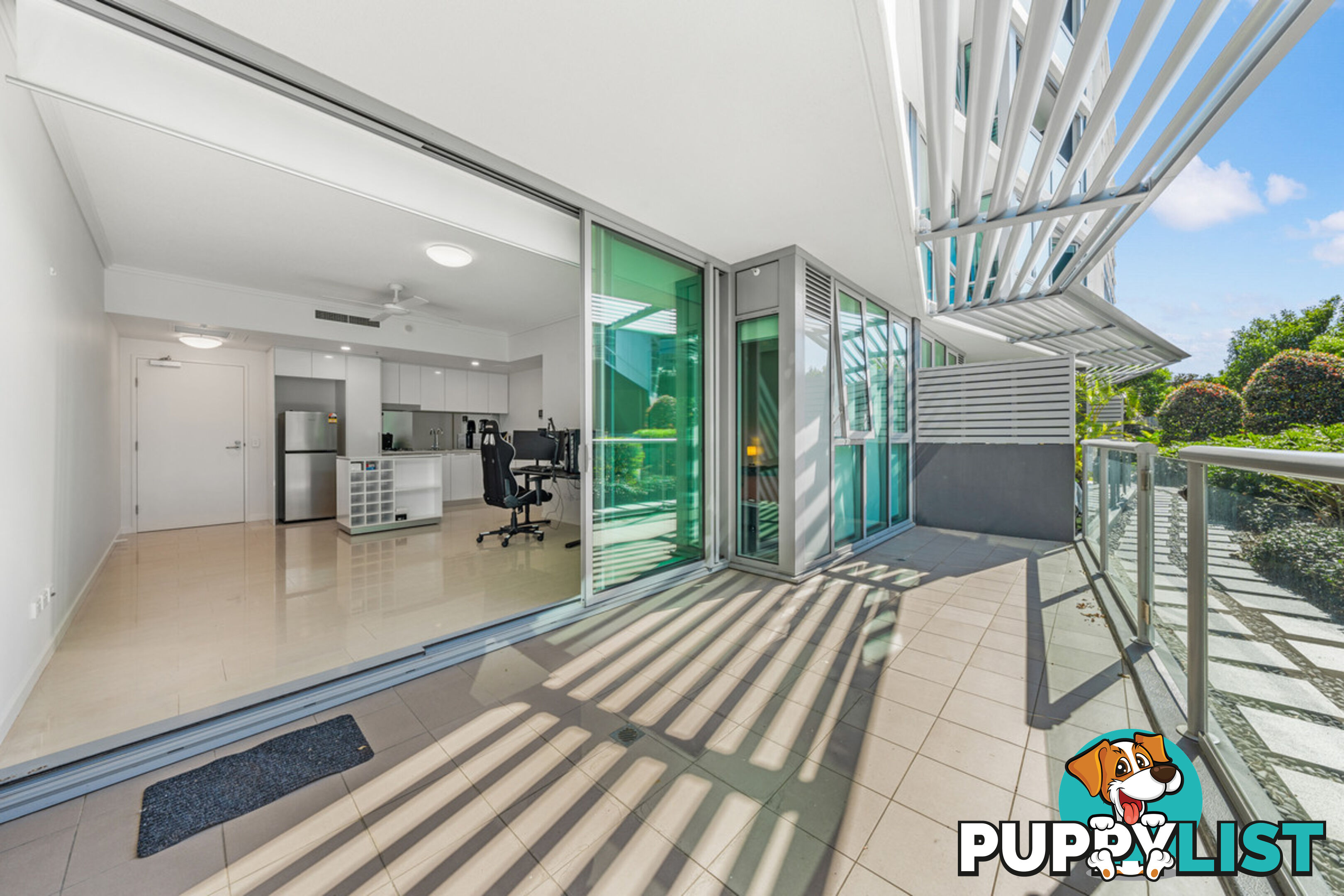 10004/8 Harbour Road HAMILTON QLD 4007