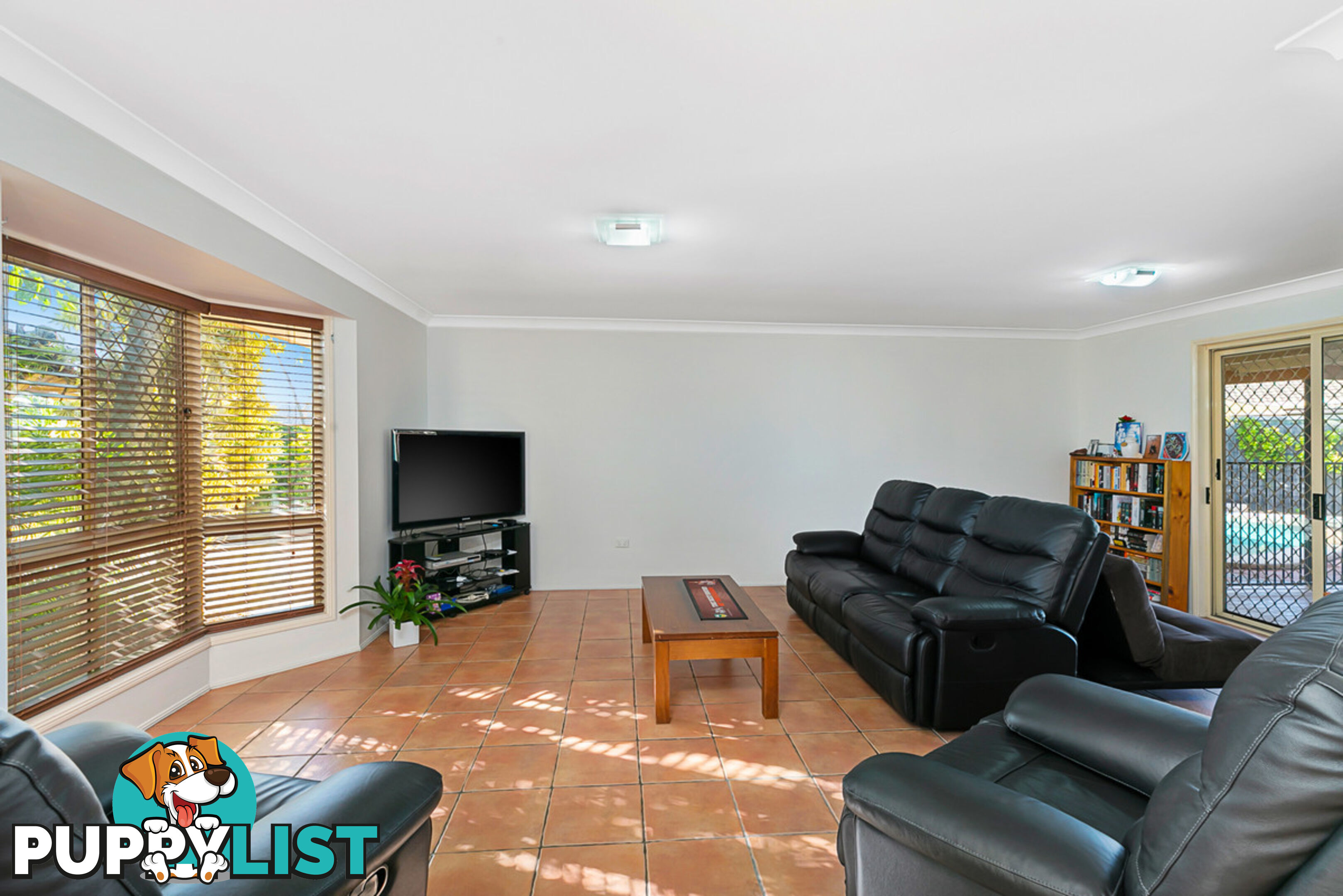 22 Spruce Avenue VICTORIA POINT QLD 4165