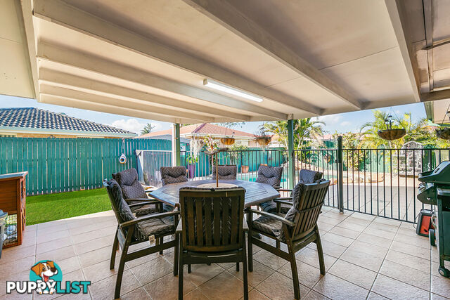 33 Seagull Street VICTORIA POINT QLD 4165