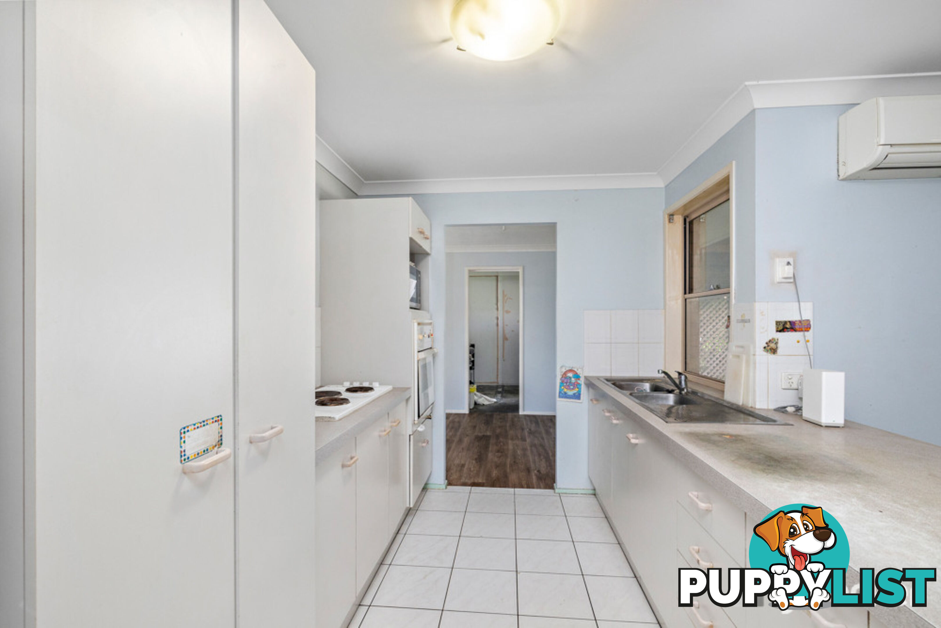 9 Poinciana Avenue VICTORIA POINT QLD 4165