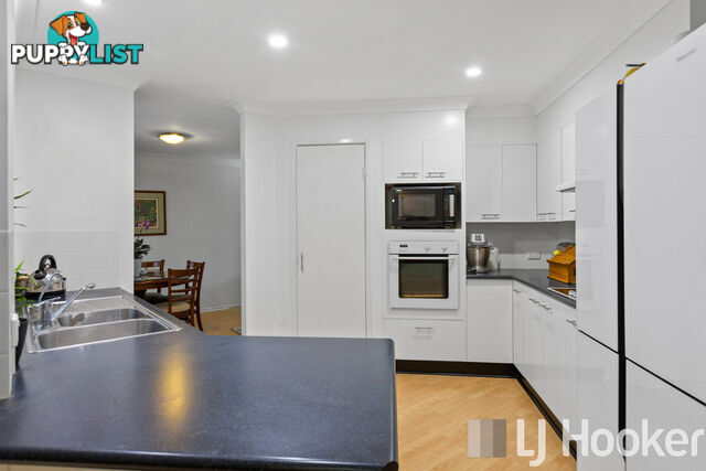 5 Poinciana Avenue VICTORIA POINT QLD 4165