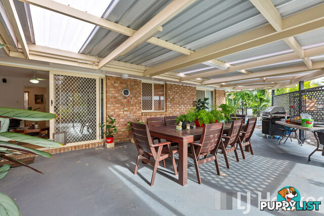 5 Poinciana Avenue VICTORIA POINT QLD 4165