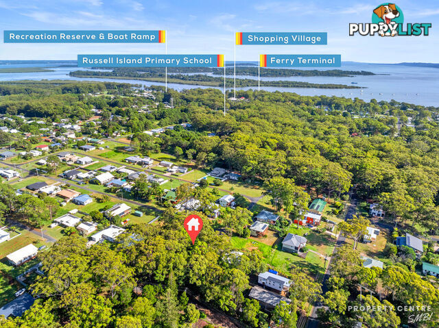 2 Dryandra Street RUSSELL ISLAND QLD 4184