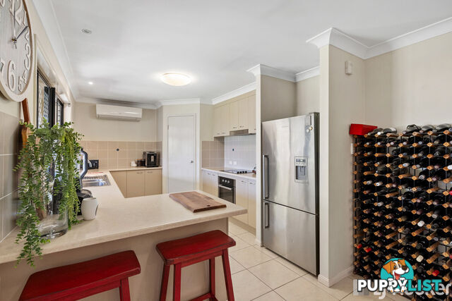 8 Montessa Street VICTORIA POINT QLD 4165