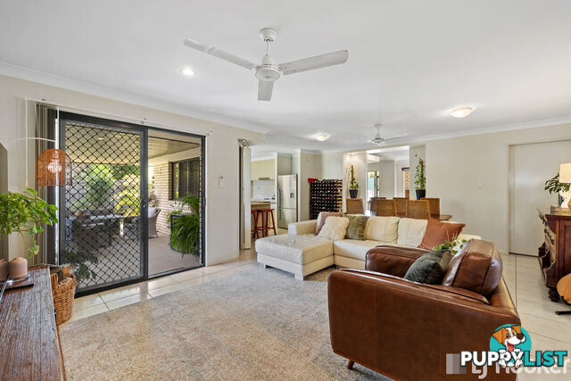 8 Montessa Street VICTORIA POINT QLD 4165